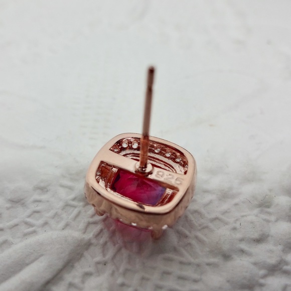 NEW Rose Gold 925 Purple Mystic Topaz halo earring - Picture 4 of 6